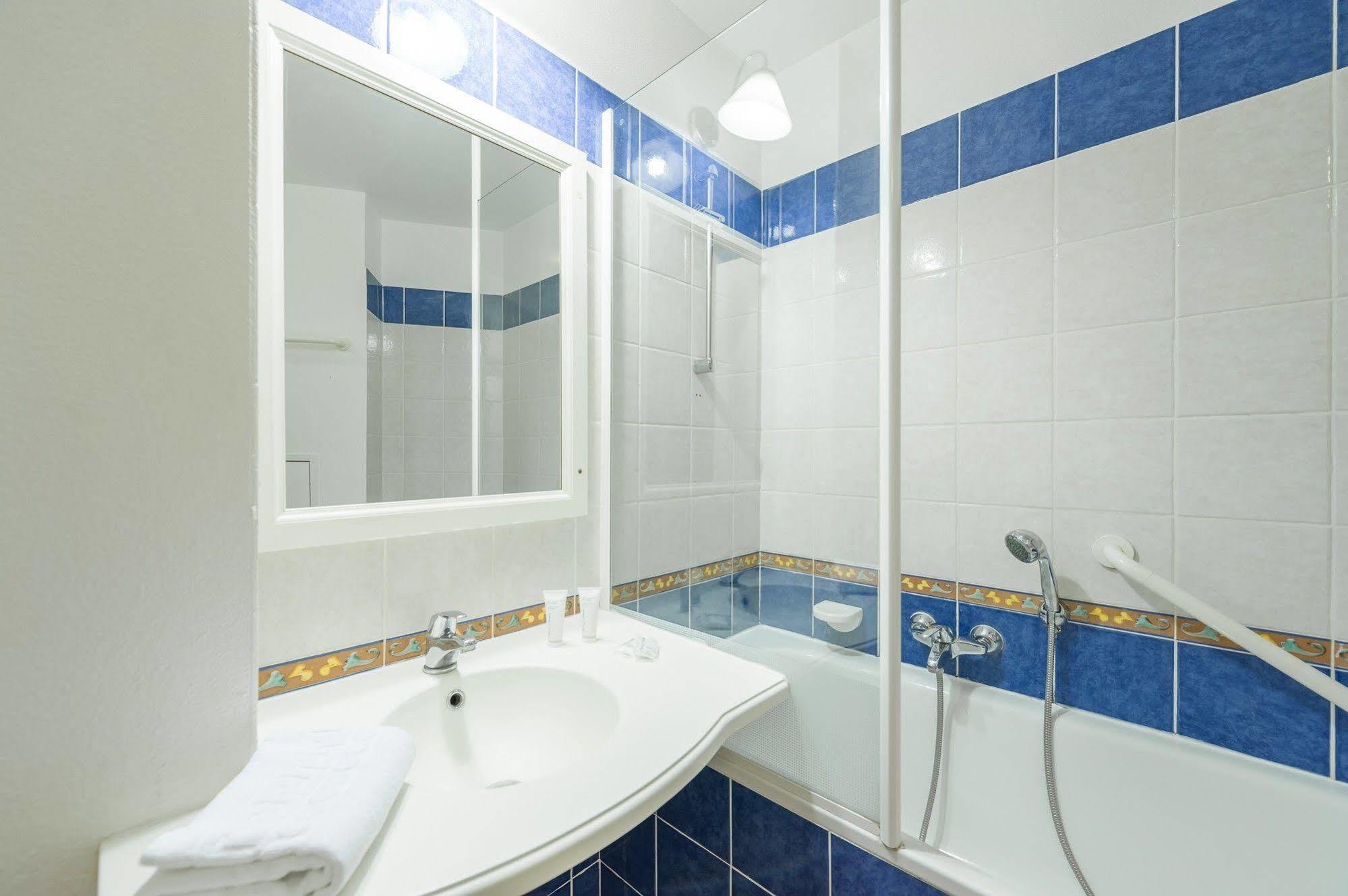Les Rivages - Appartement Vue Mer Imprenable-Piscine Six-Fours-les-Plages Ngoại thất bức ảnh